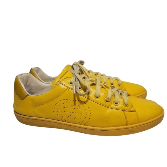 Gucci Men's Yellow Perforated Interlocking GG Ace Leather Sneakers Size 8.5 - Picture 1 of 9
